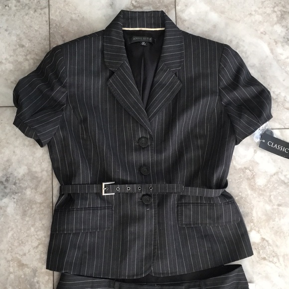 Anne Klein NWT grey plaid suit set size 10 petite